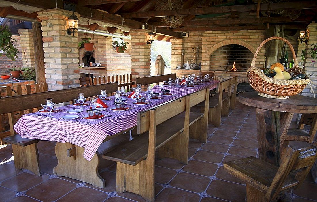 Having lunch outside under covered terrace – Didin Konak